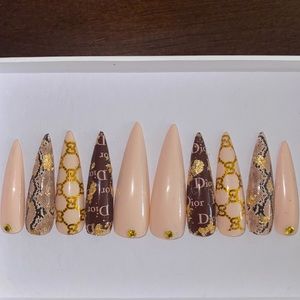 Glam & Gold Press On Nails